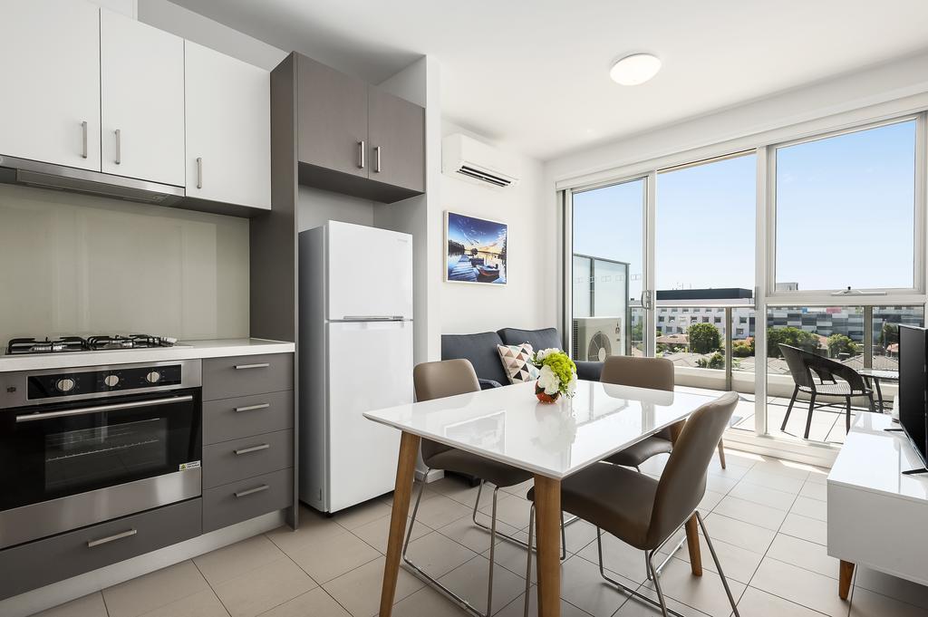 Poplar Sanctuary Apartments Мельбурн Екстер'єр фото